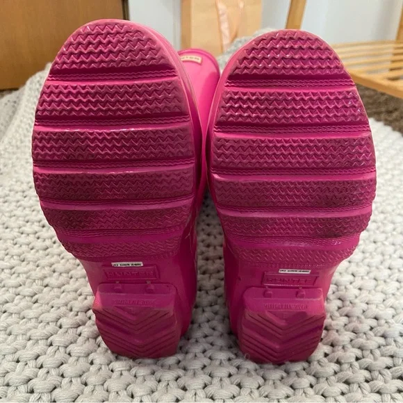 hunter pink tall rain boots - Picture 5 of 8